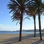 Maison Avec Piscine Et Parking, Proche Pour 6 Personnes - Fr-1-251-156 Nyaraló *
