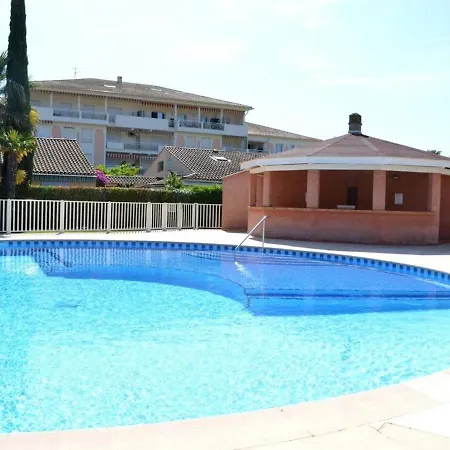 Holiday home Maison Avec Piscine Et Parking, Proche Pour 6 Personnes - Fr-1-251-156 Le Lavandou